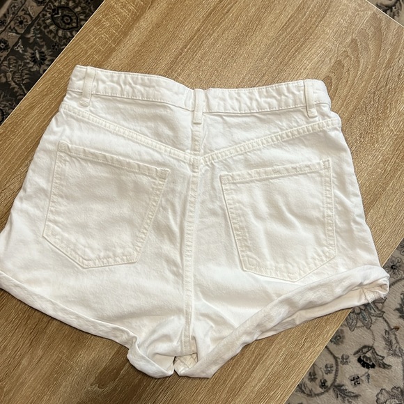 Zara High Rise White Denim Shorts - Picture 3 of 3